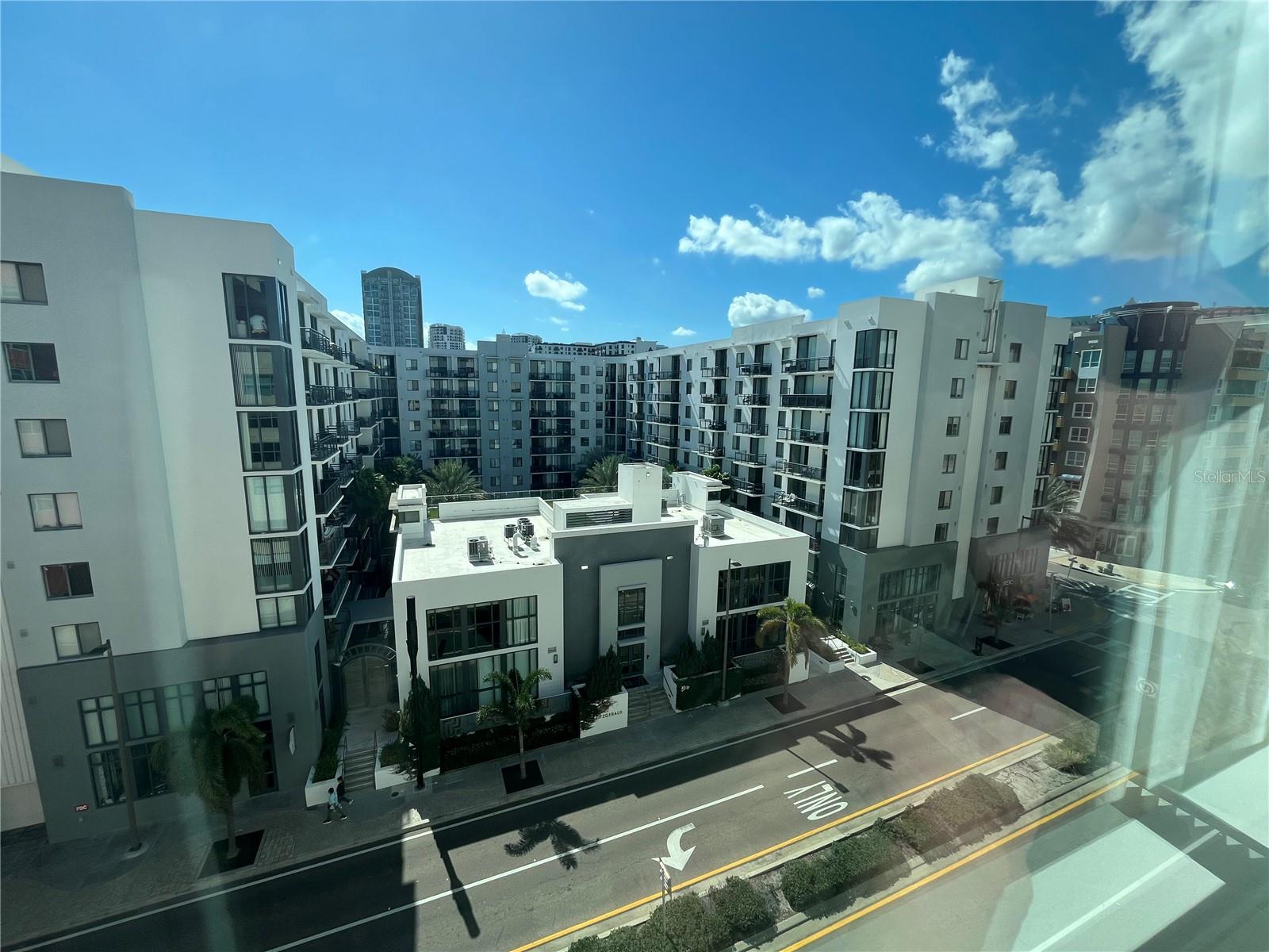 Image 14 of 36 For 1208 Kennedy Boulevard 614