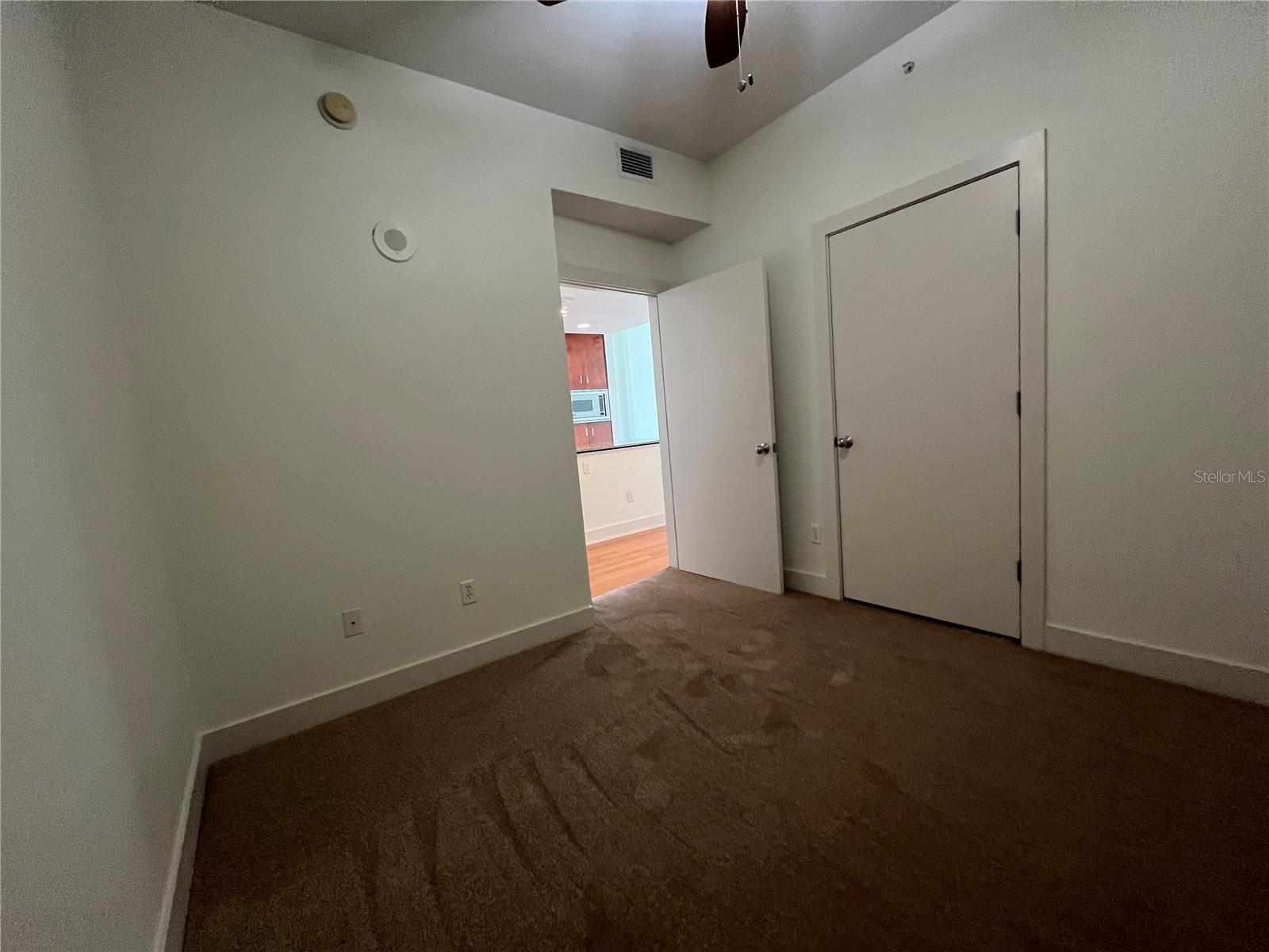 Image 18 of 36 For 1208 Kennedy Boulevard 614