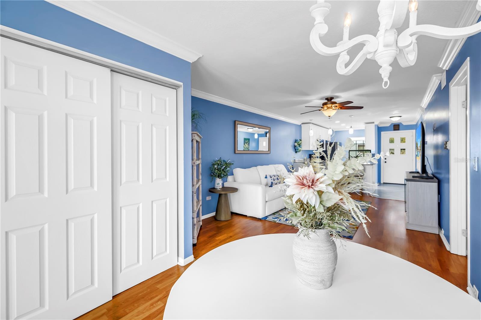 Image 19 of 46 For 9224 Mission Oaks Boulevard