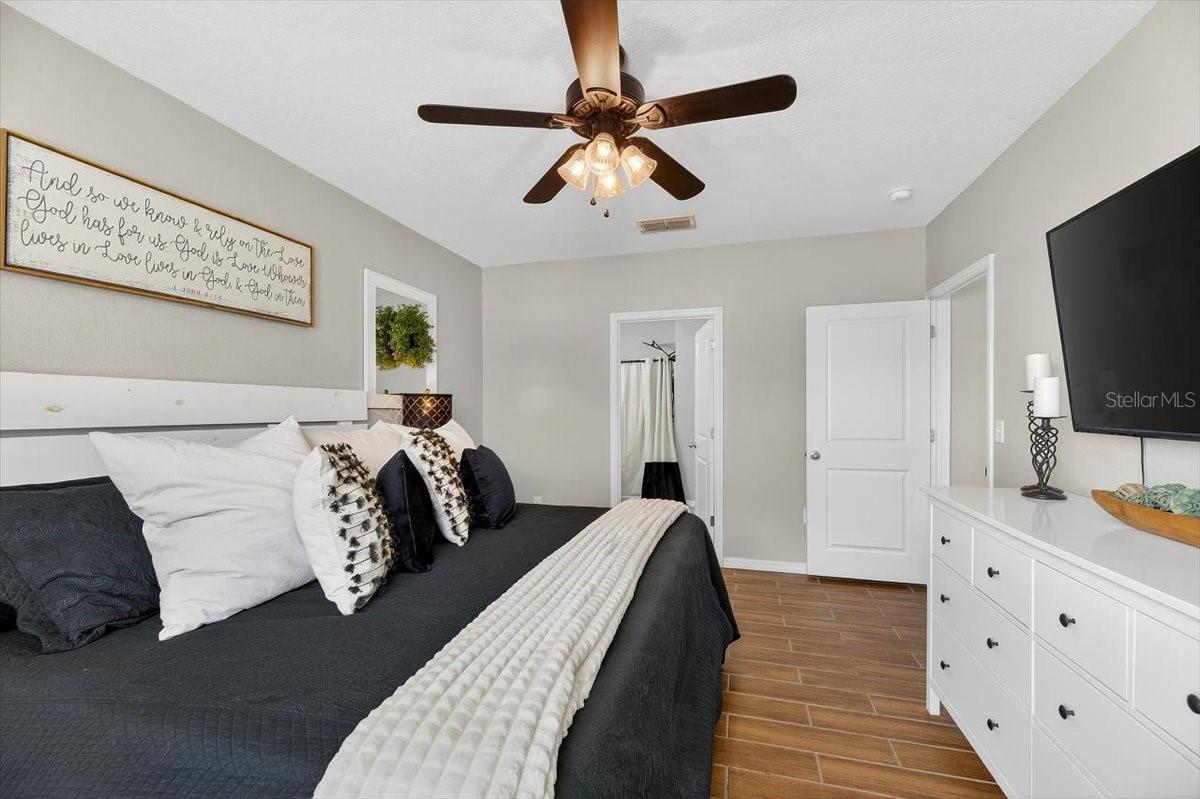 Image 20 of 57 For 3246 Northview Road