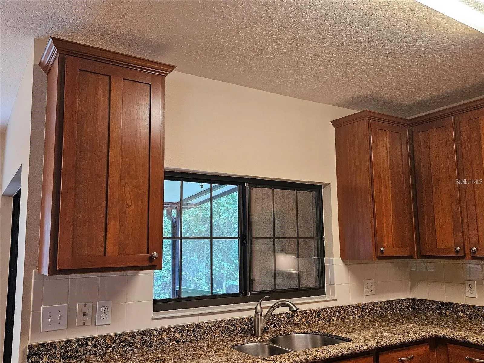 Image 10 of 46 For 1120 Blackwater Drive