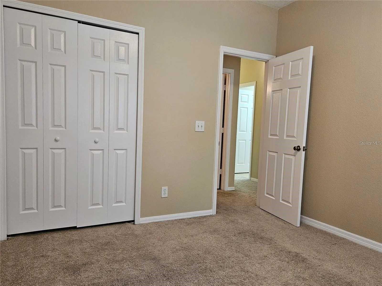 Image 29 of 46 For 1120 Blackwater Drive