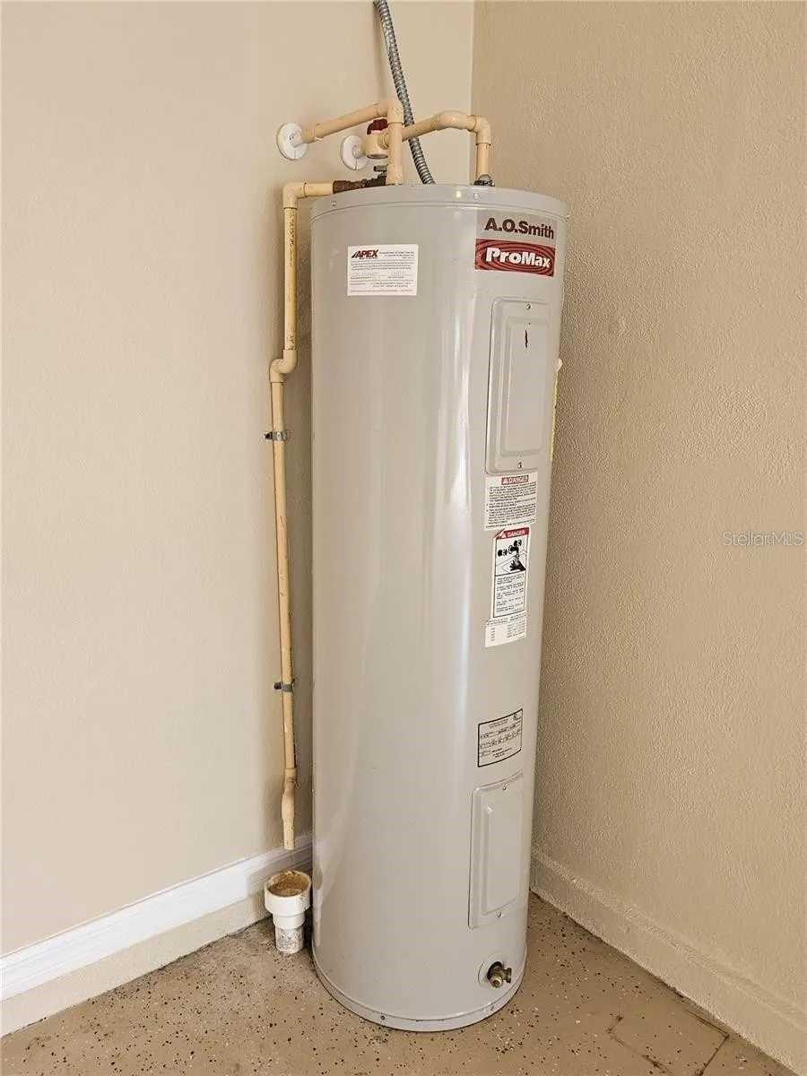 Image 44 of 46 For 1120 Blackwater Drive