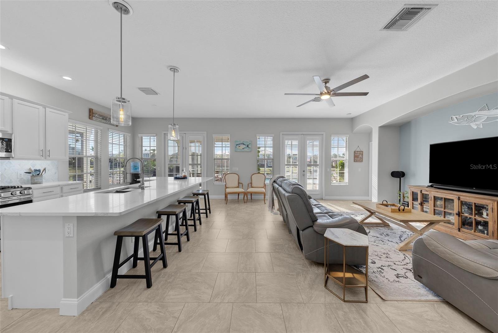 Image 10 of 82 For 5210 Covesound Way