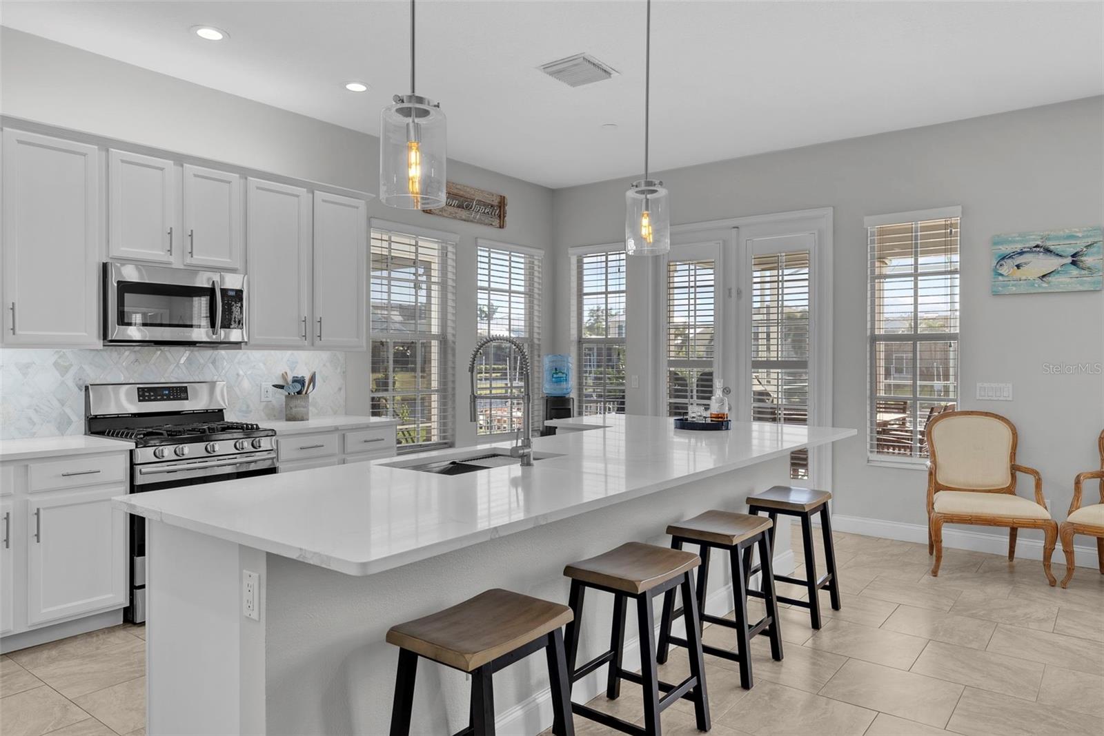 Image 14 of 82 For 5210 Covesound Way