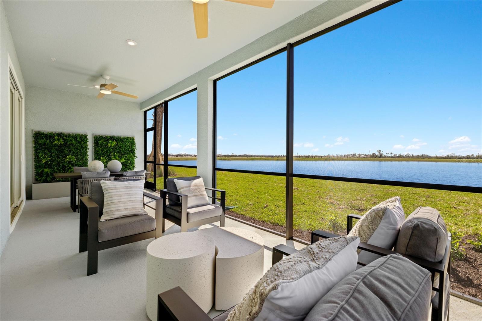 Image 26 of 34 For 12766 Jade Empress Loop 101