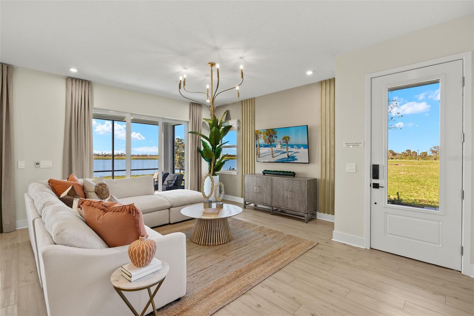 Image 3 of 34 For 12766 Jade Empress Loop 101