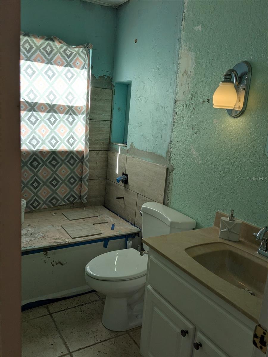 Image 17 of 25 For 4011 46th Street