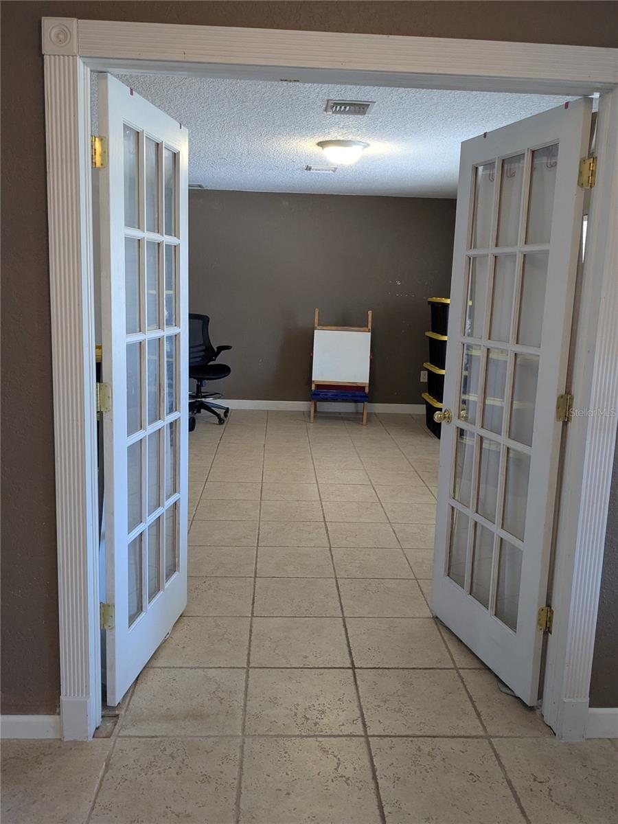 Image 5 of 25 For 4011 46th Street