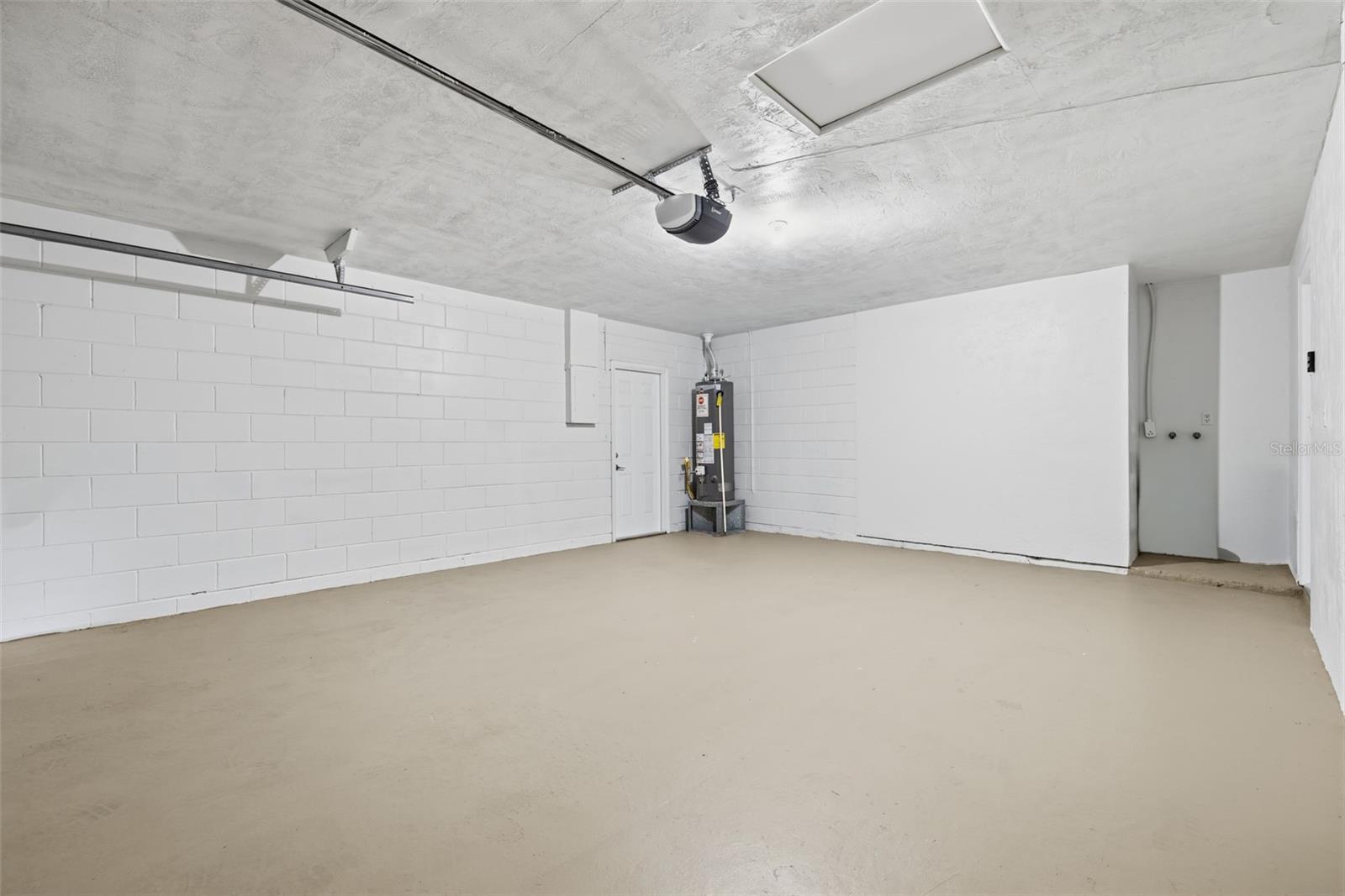 Image 29 of 33 For 1027 27th Avenue S