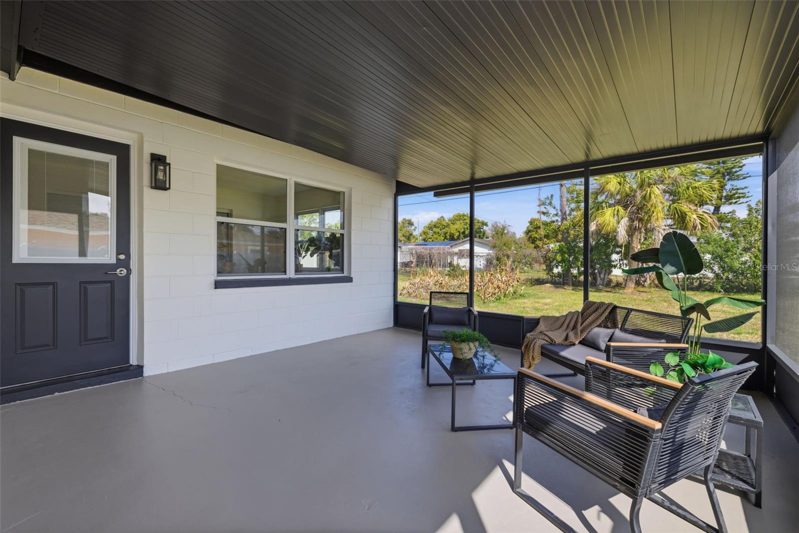 Image 31 of 33 For 1027 27th Avenue S