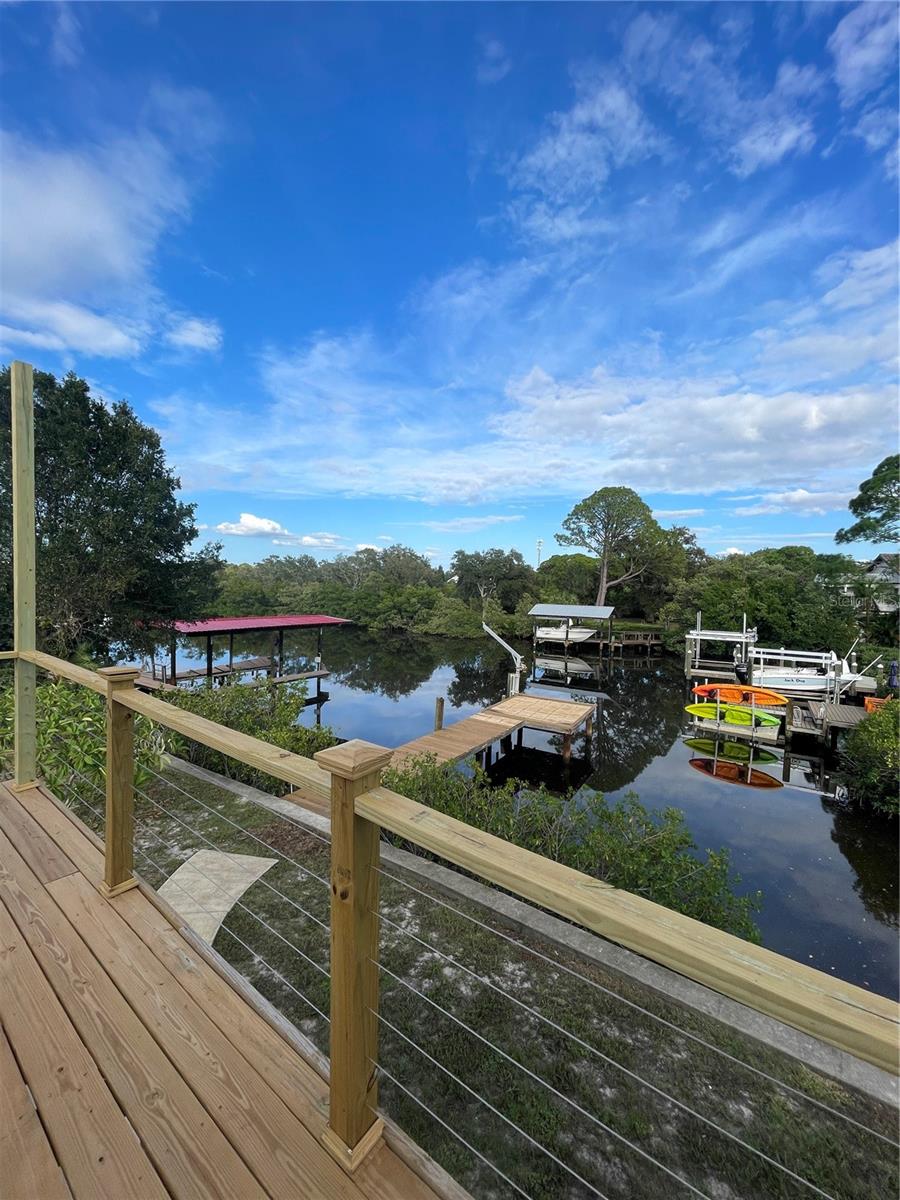 Listing photo id 30 for 606 Mayo Street