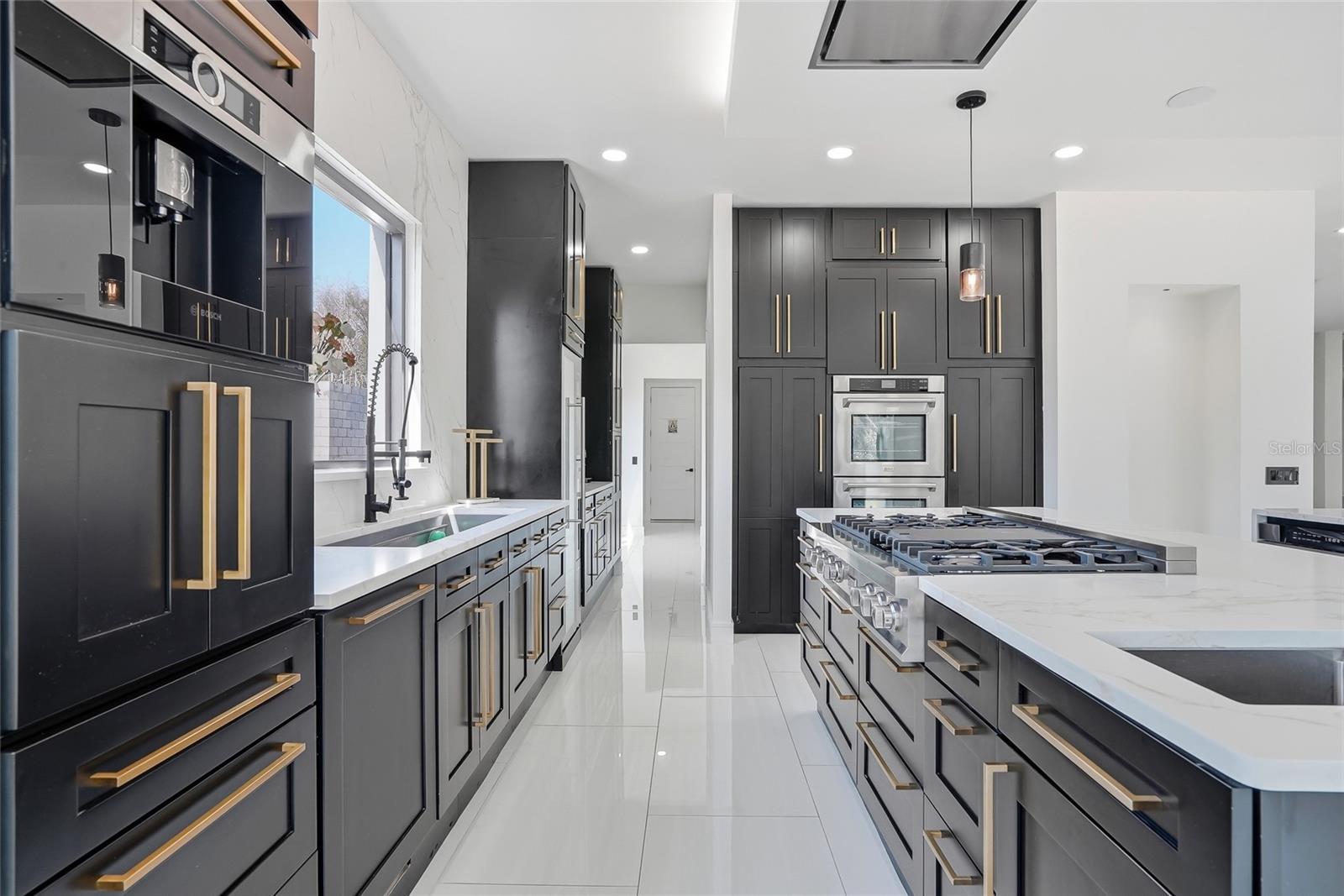 Image 14 of 100 For 7818 Hubert Avenue