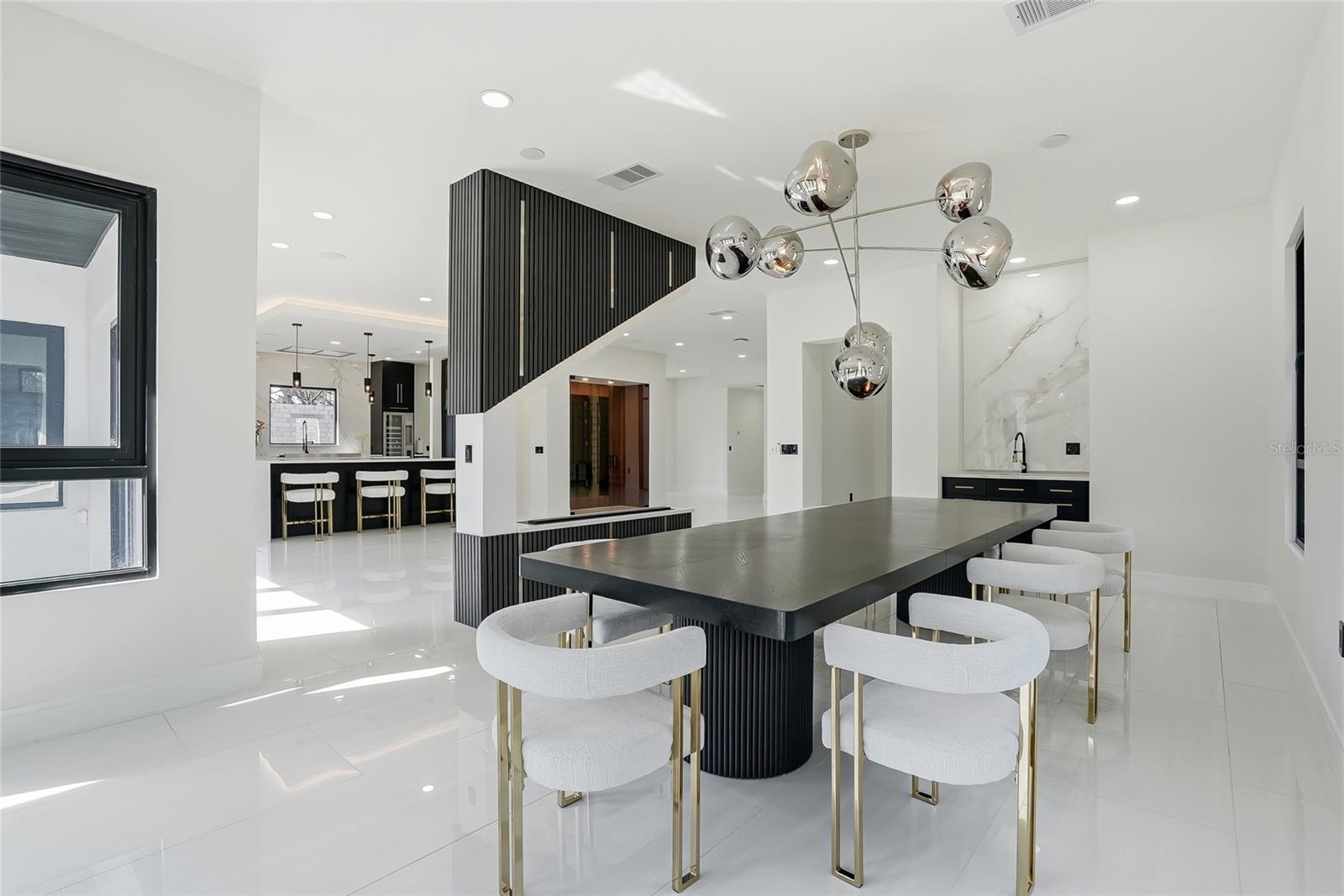 Image 23 of 100 For 7818 Hubert Avenue