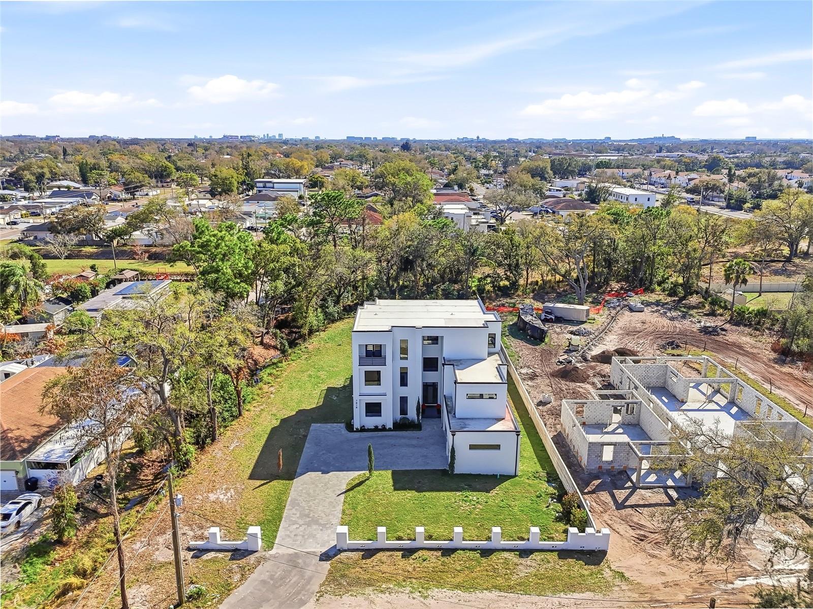 Image 3 of 100 For 7818 Hubert Avenue