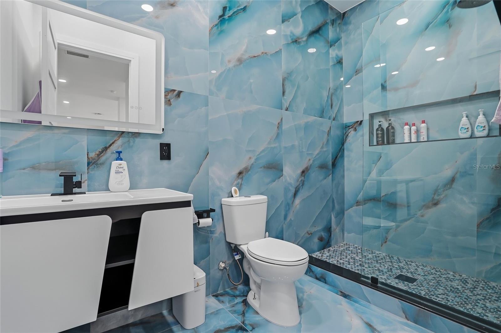 Image 54 of 100 For 7818 Hubert Avenue