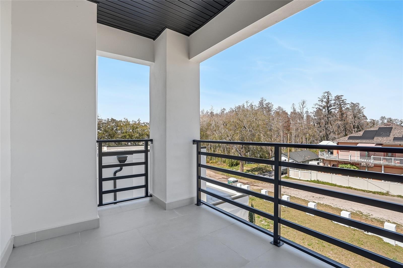 Image 71 of 100 For 7818 Hubert Avenue