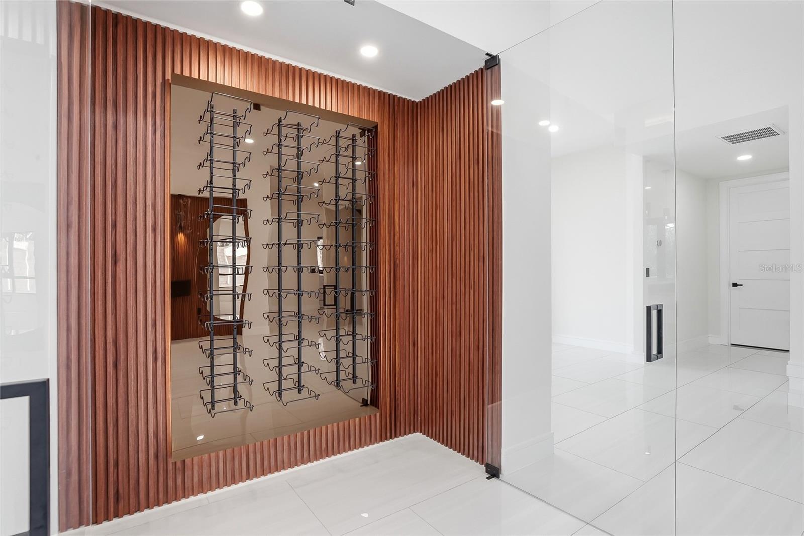 Image 9 of 100 For 7818 Hubert Avenue