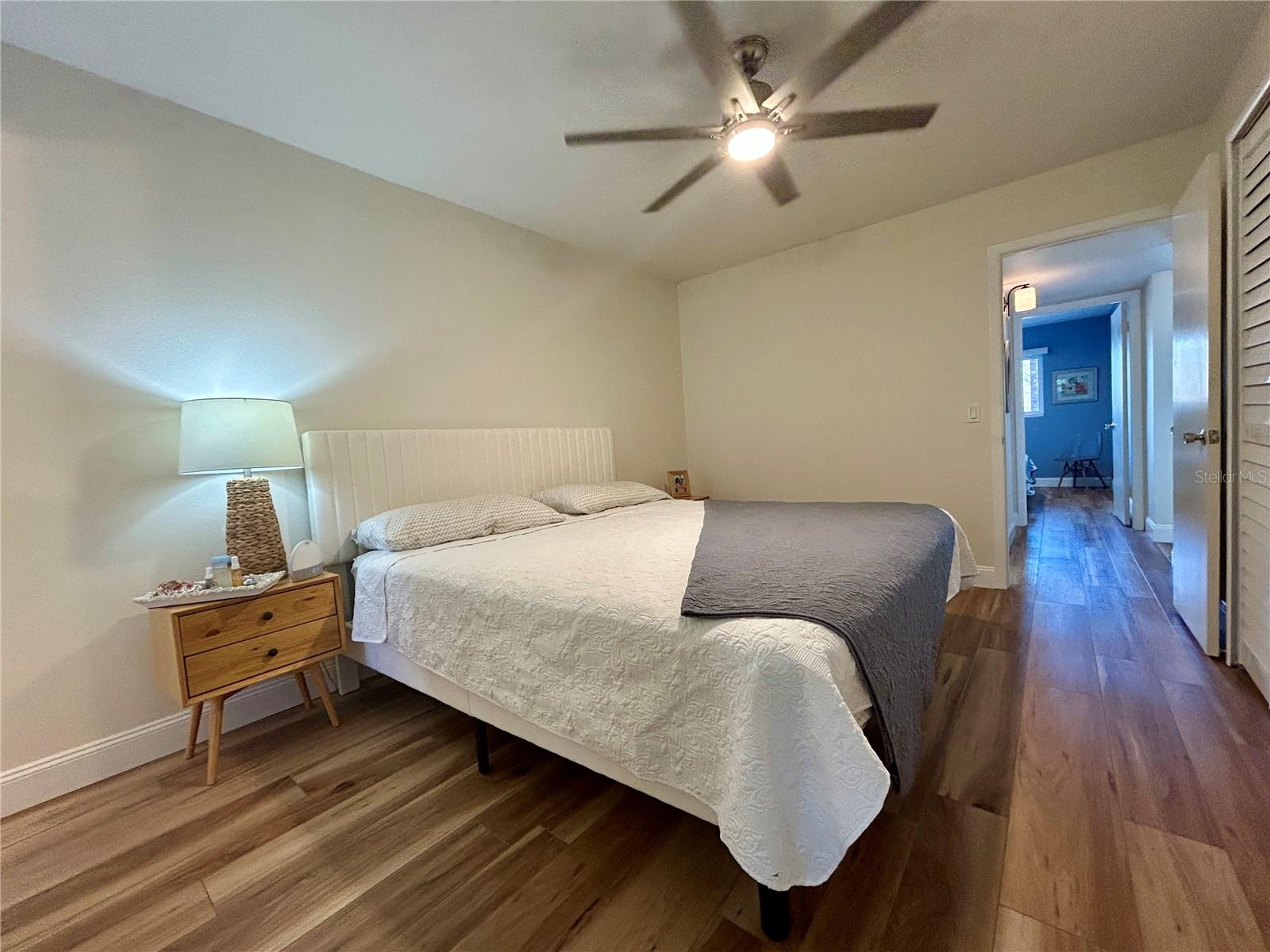 Image 23 of 59 For 2461 Rhodesian Drive 31