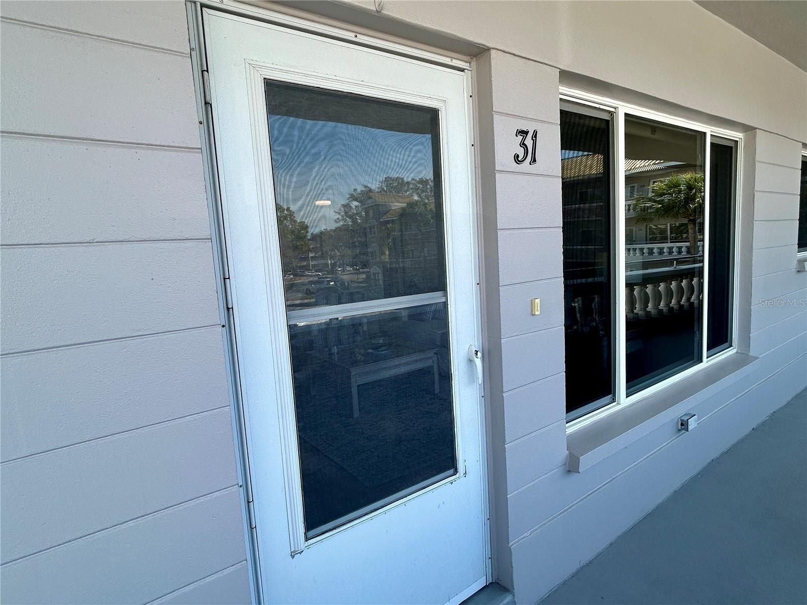 Image 3 of 59 For 2461 Rhodesian Drive 31