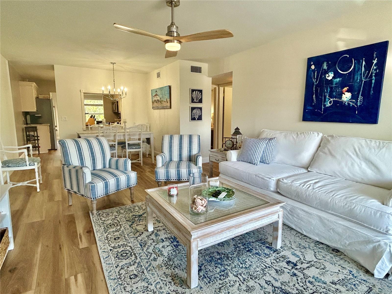 Image 6 of 59 For 2461 Rhodesian Drive 31