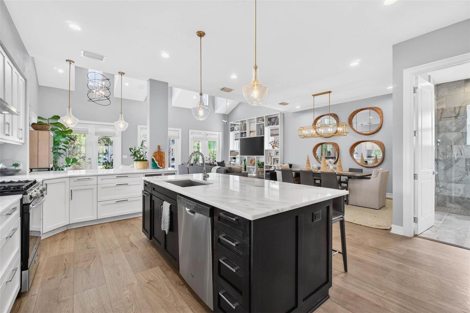 Image 10 of 47 For 6054 Yeats Manor Drive