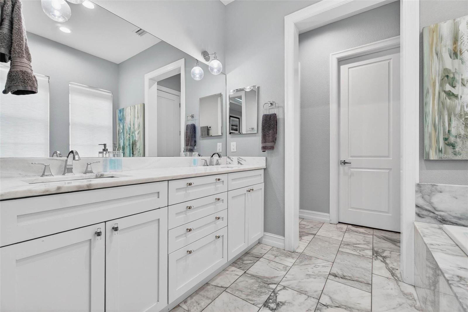 Image 18 of 47 For 6054 Yeats Manor Drive