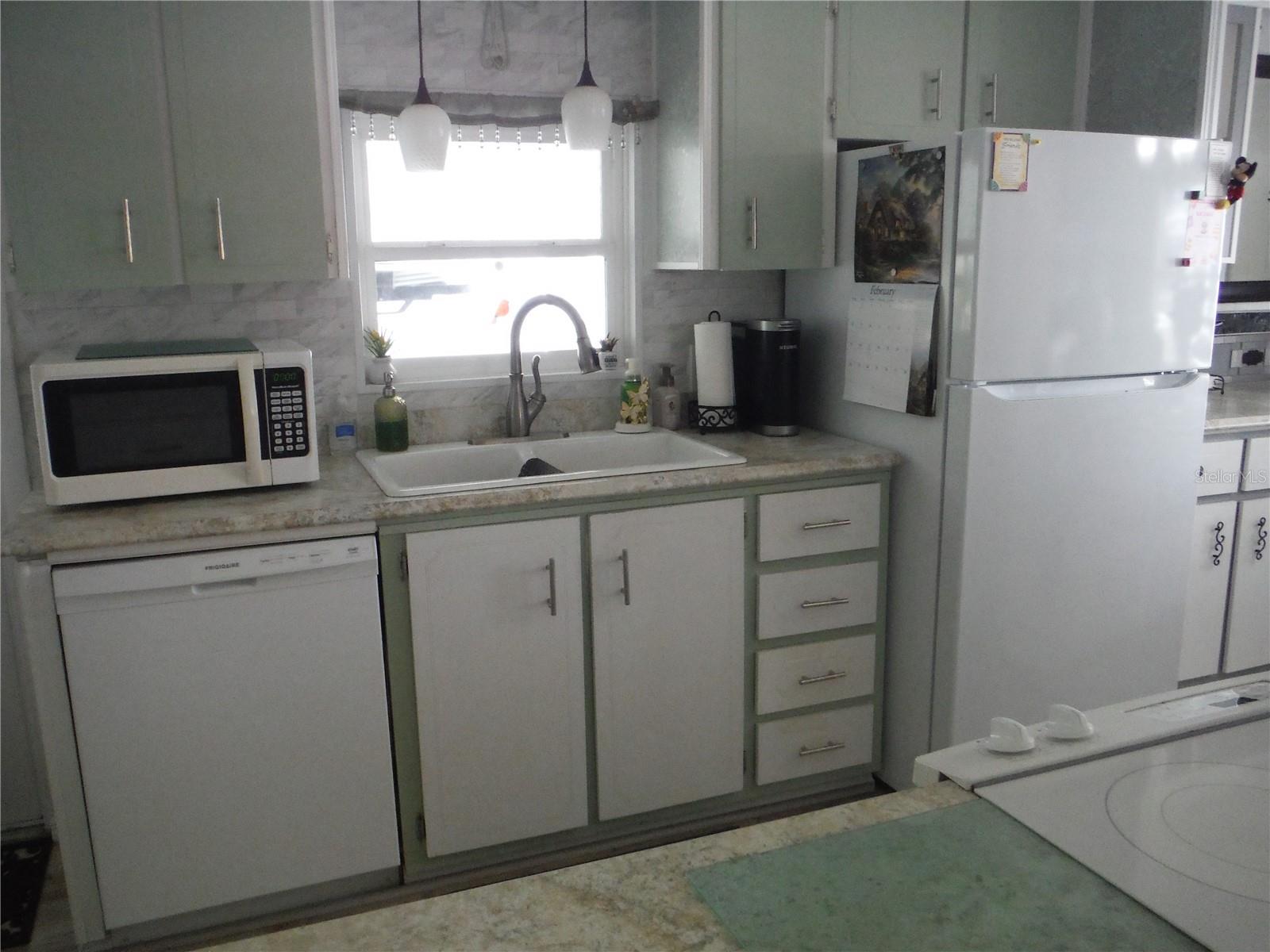 Image 5 of 41 For 124 Juniperus Drive 45