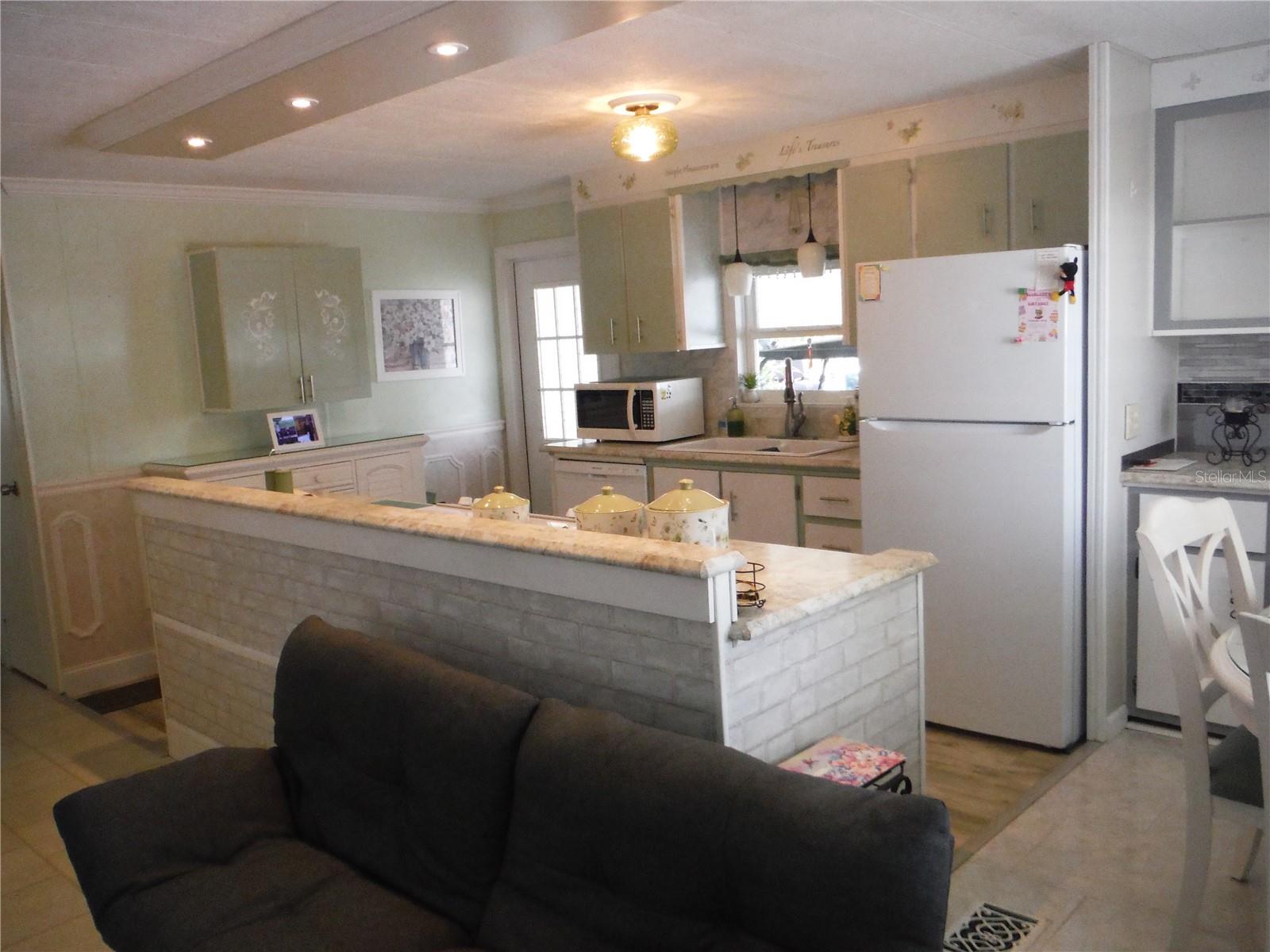 Image 6 of 41 For 124 Juniperus Drive 45