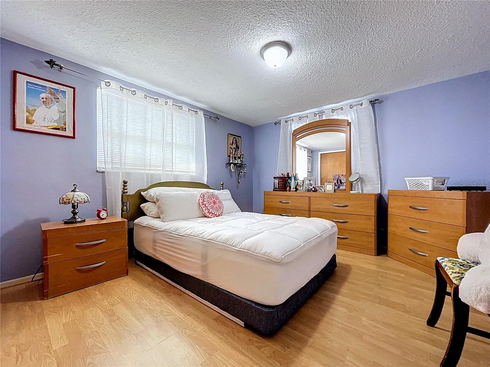 Image 14 of 70 For 2150 Maureen Drive