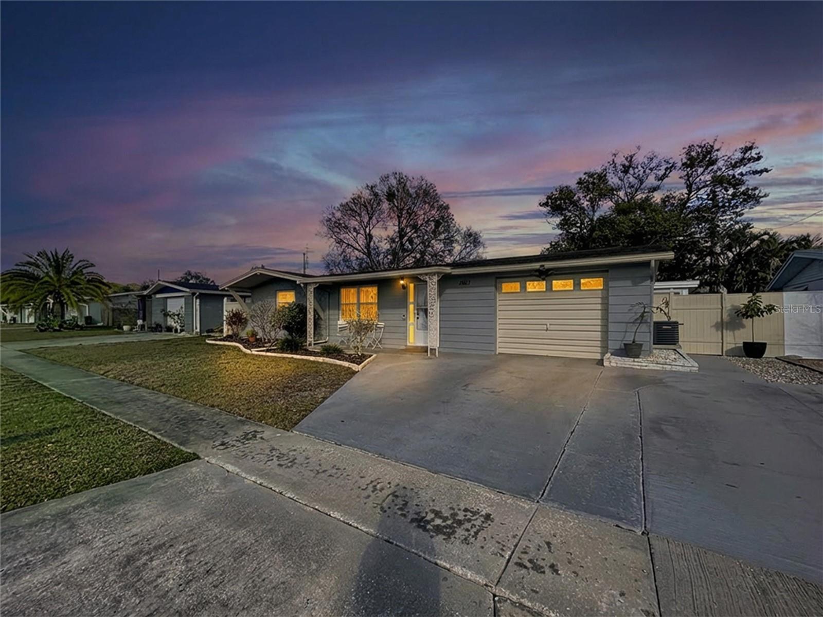 Image 53 of 70 For 2150 Maureen Drive