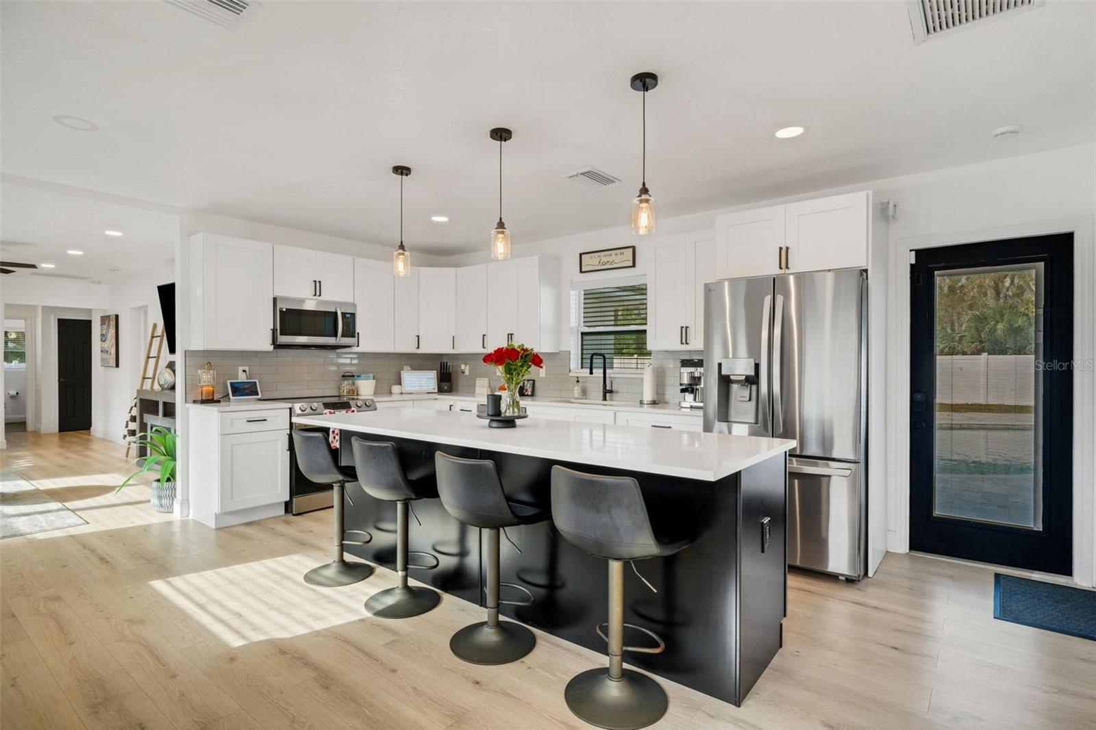 Image 15 of 44 For 10016 Ridge Rd