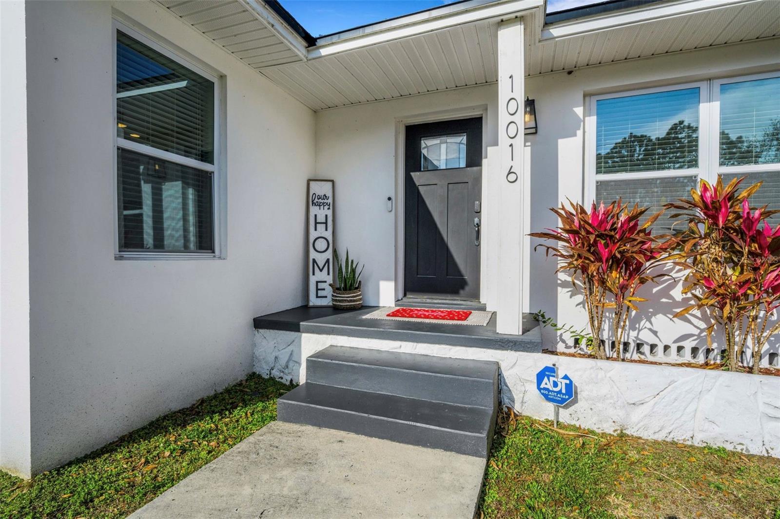 Image 3 of 44 For 10016 Ridge Rd