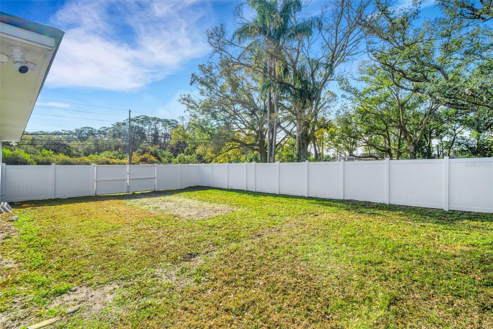 Image 34 of 44 For 10016 Ridge Rd