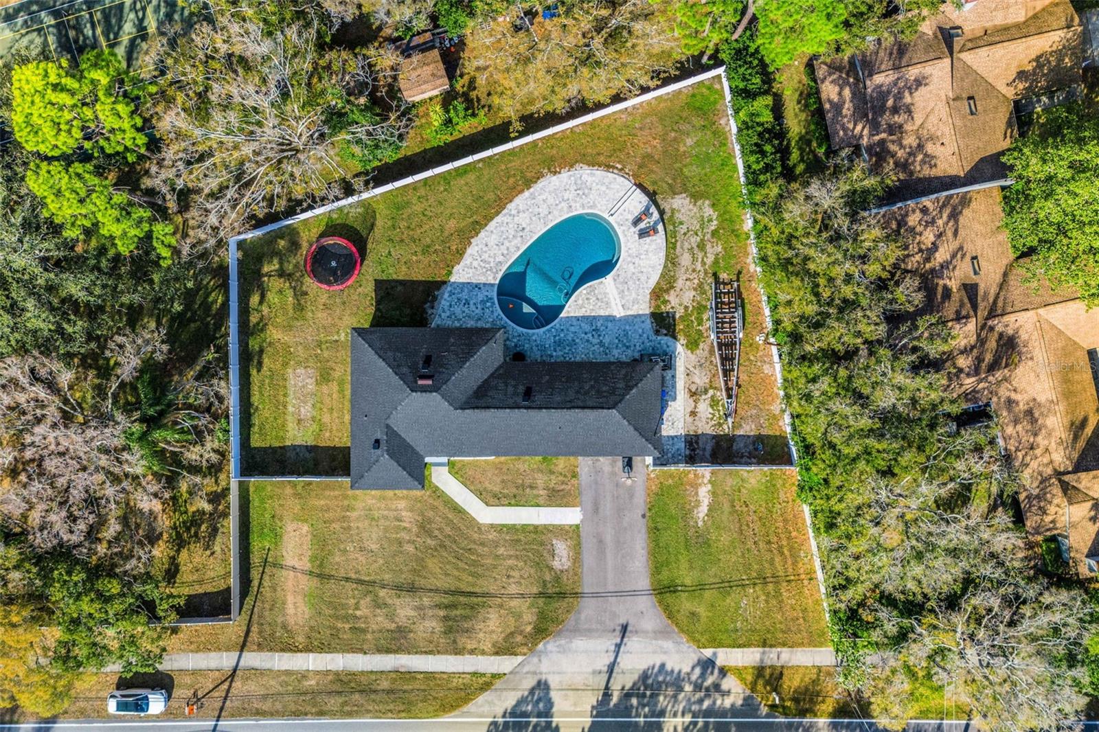 Image 36 of 44 For 10016 Ridge Rd