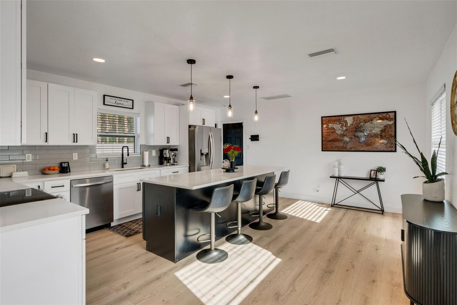 Image 8 of 44 For 10016 Ridge Rd