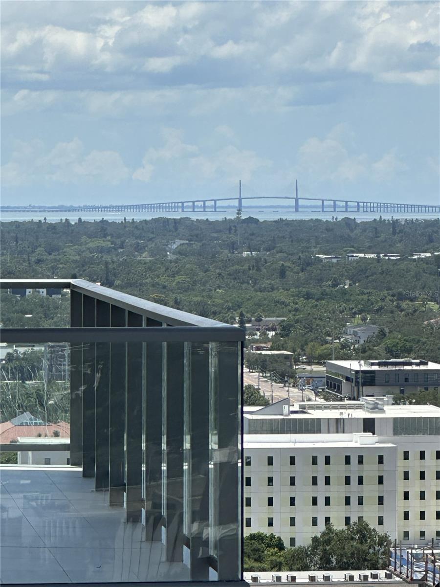 Image 18 of 41 For 275 1st Ave S 2007