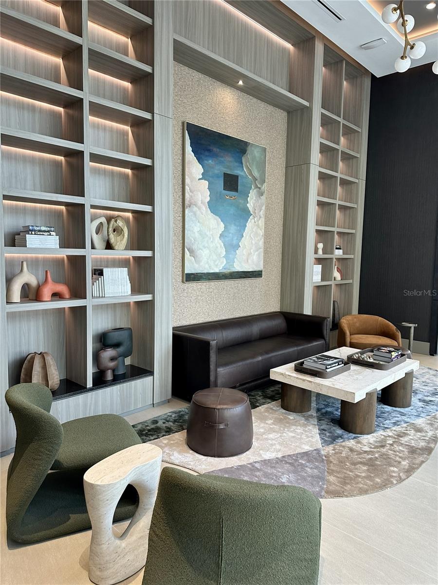 Image 23 of 41 For 275 1st Ave S 2007