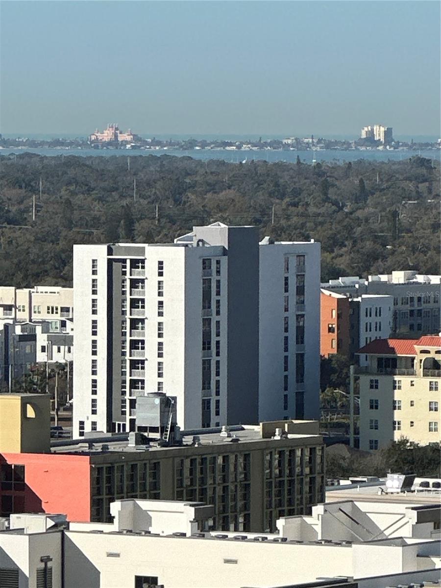 Image 39 of 41 For 275 1st Ave S 2007