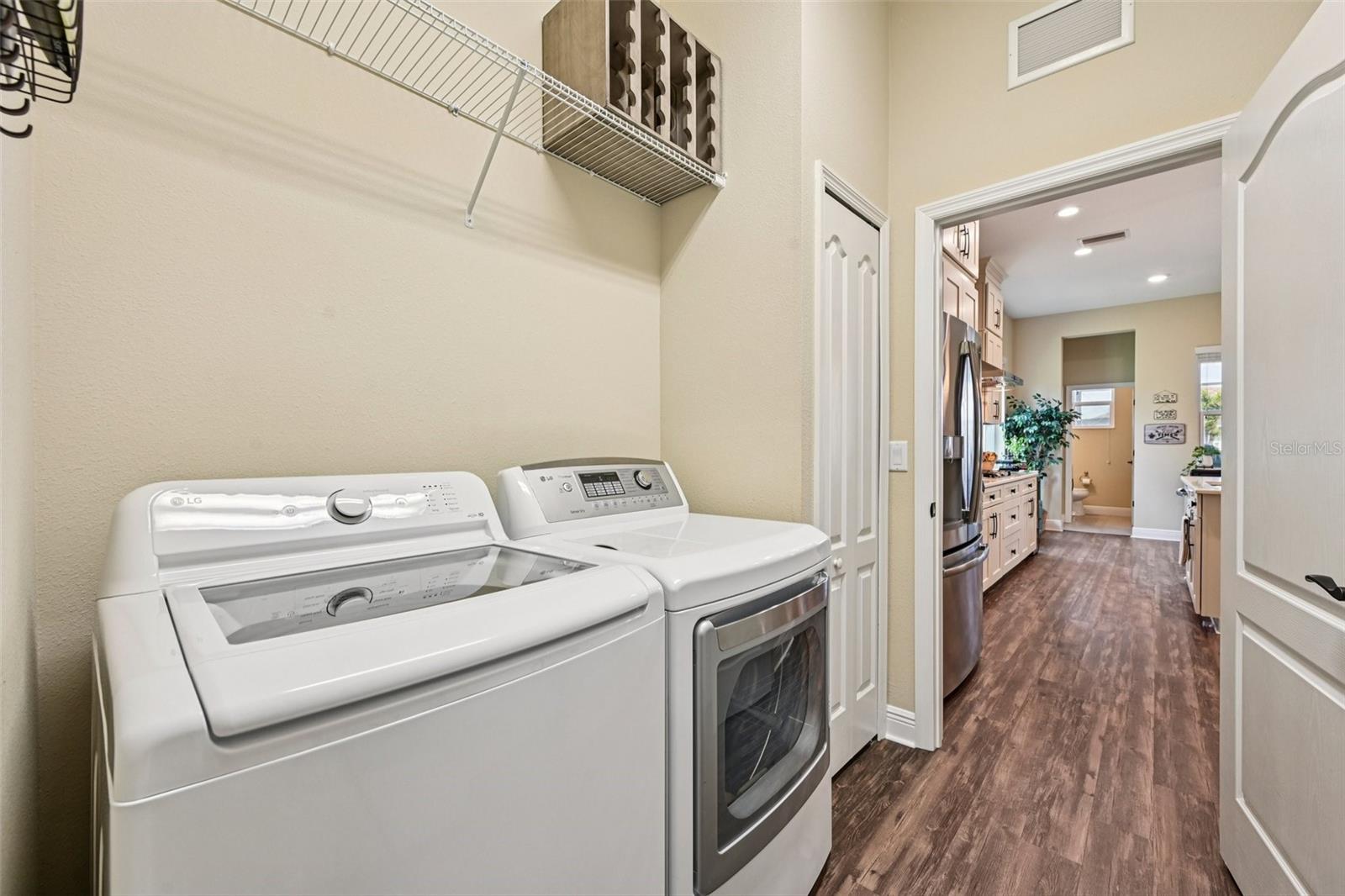 Image 16 of 39 For 12819 Coastal Breeze Way