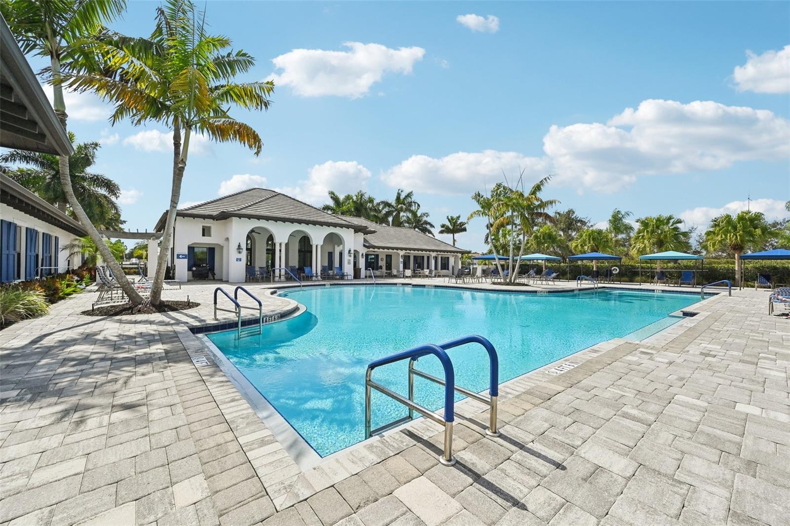 Image 35 of 39 For 12819 Coastal Breeze Way