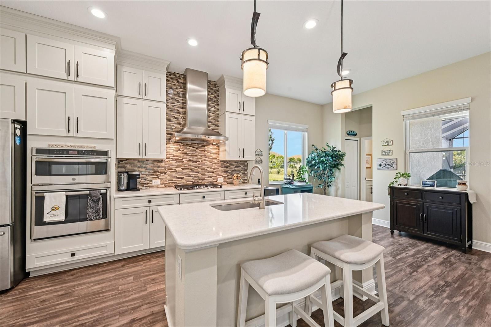 Image 8 of 39 For 12819 Coastal Breeze Way