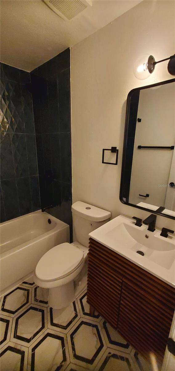 Image 11 of 12 For 3865 15th Avenue S