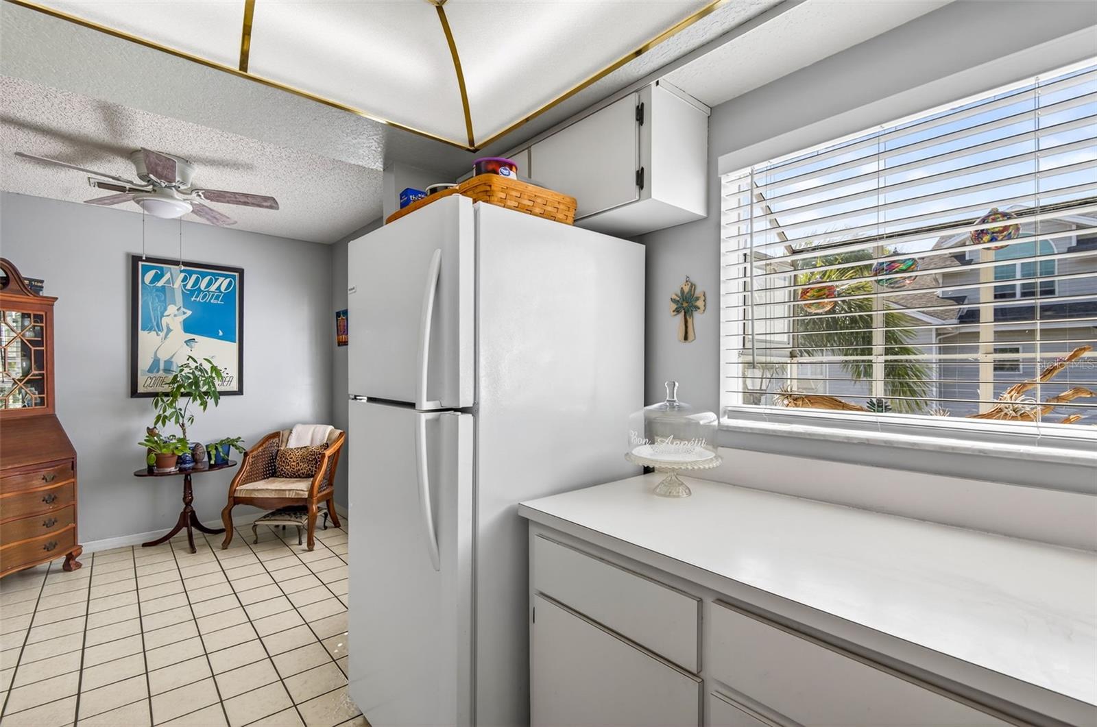 Image 29 of 48 For 11722 Currie Lane F2