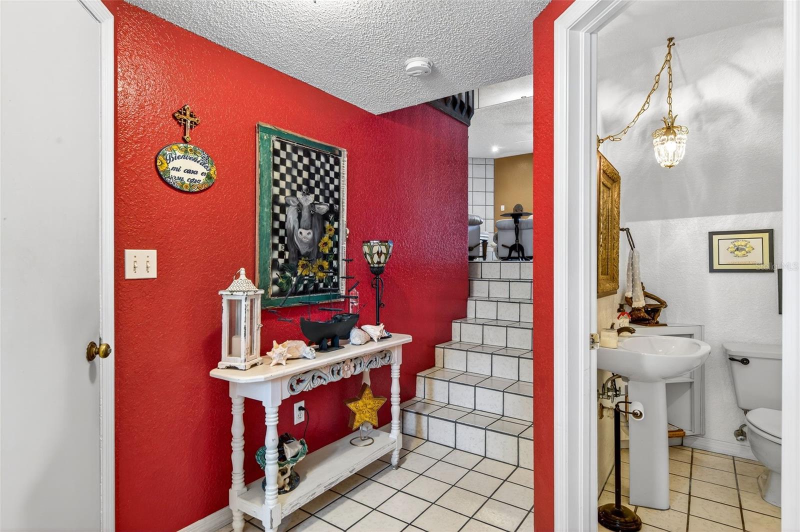 Image 6 of 48 For 11722 Currie Lane F2