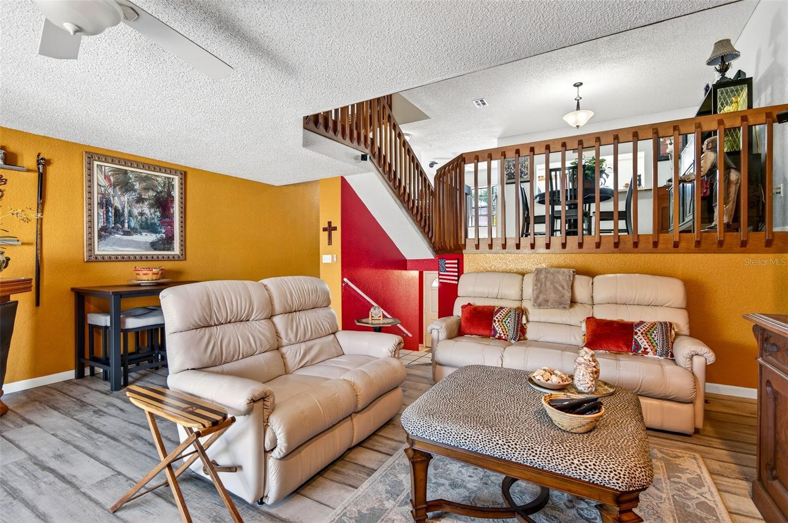 Image 8 of 48 For 11722 Currie Lane F2