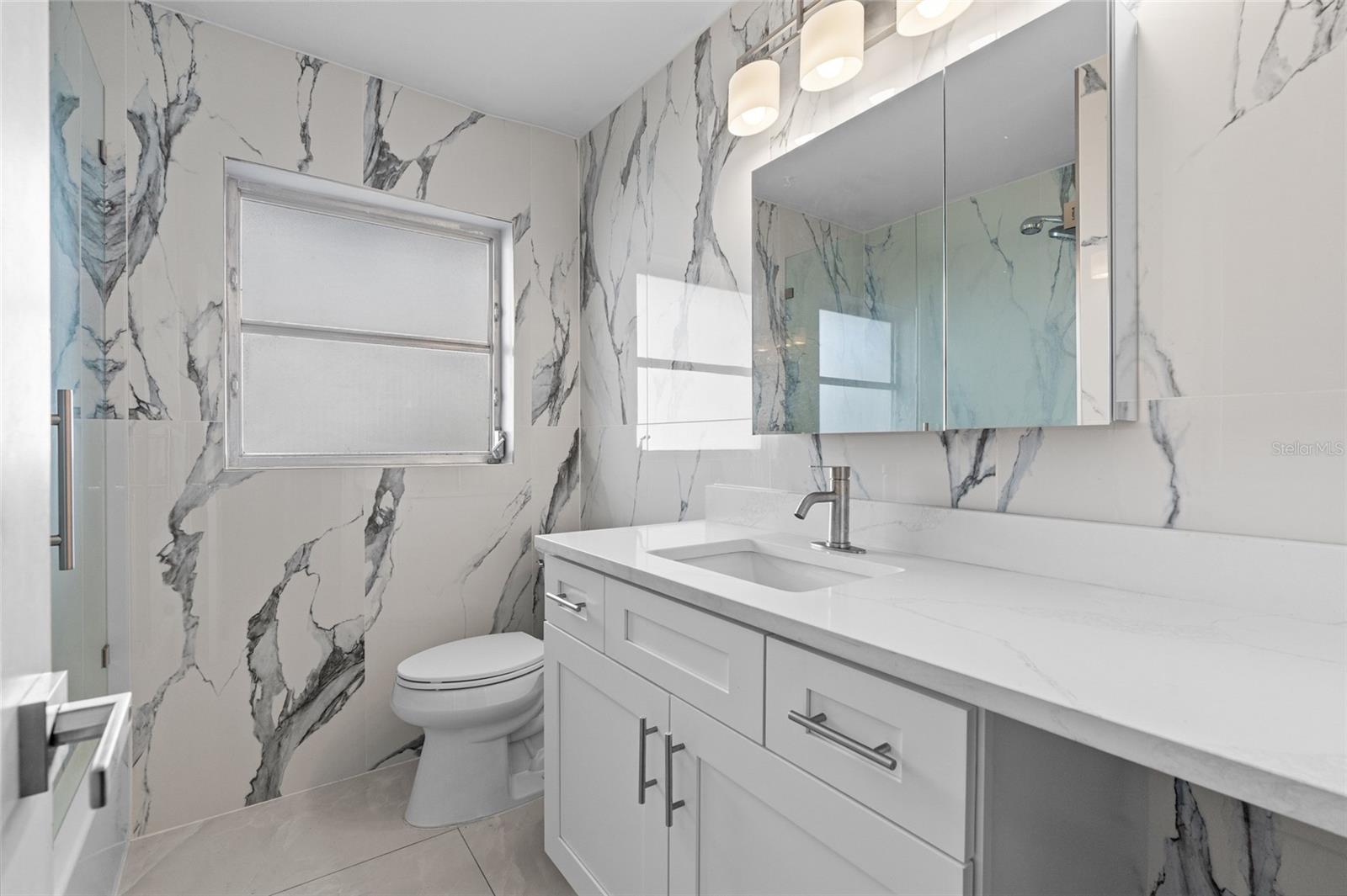 Listing photo id 24 for 103 8th Street