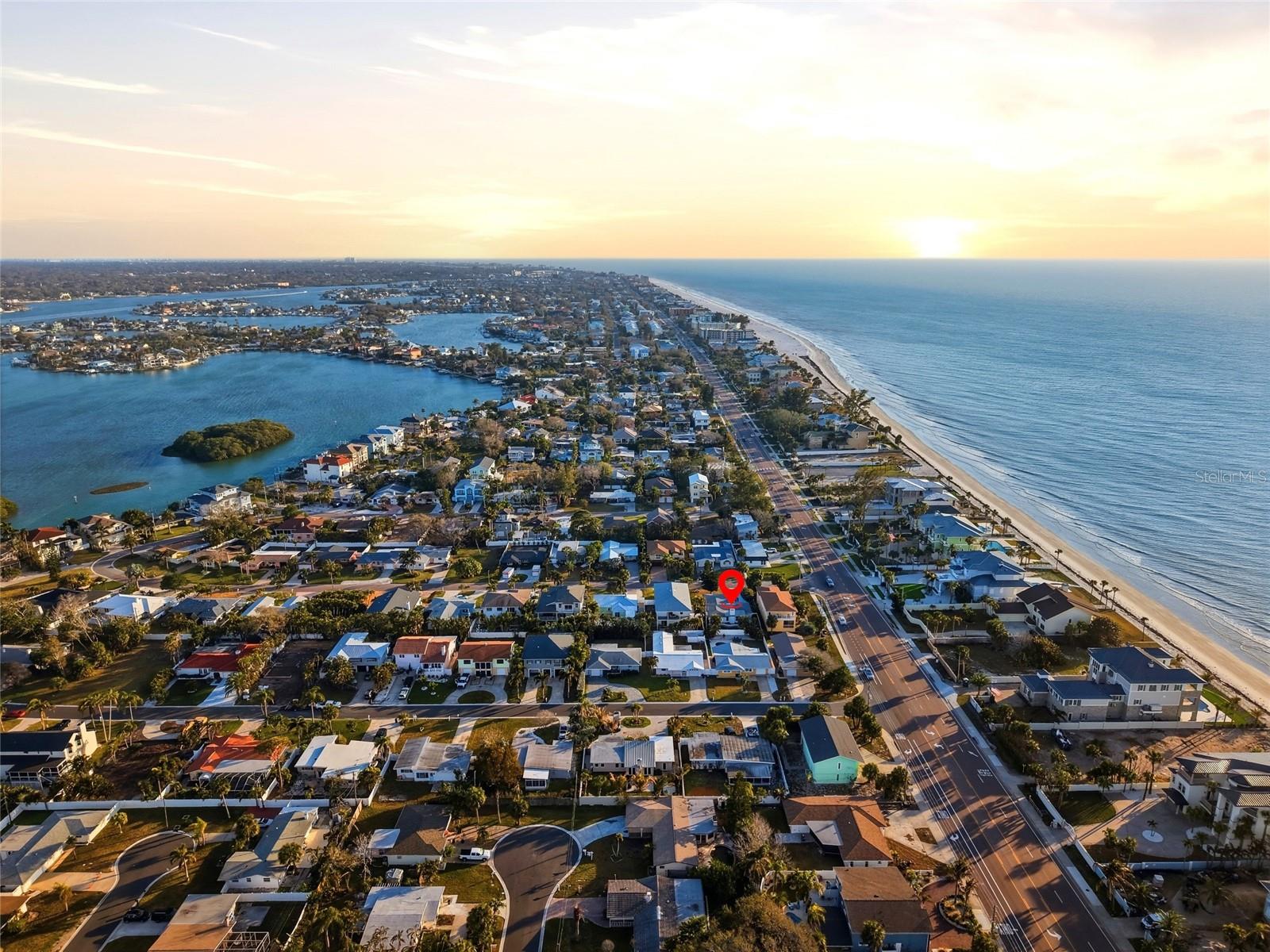 Listing photo id 33 for 103 8th Street