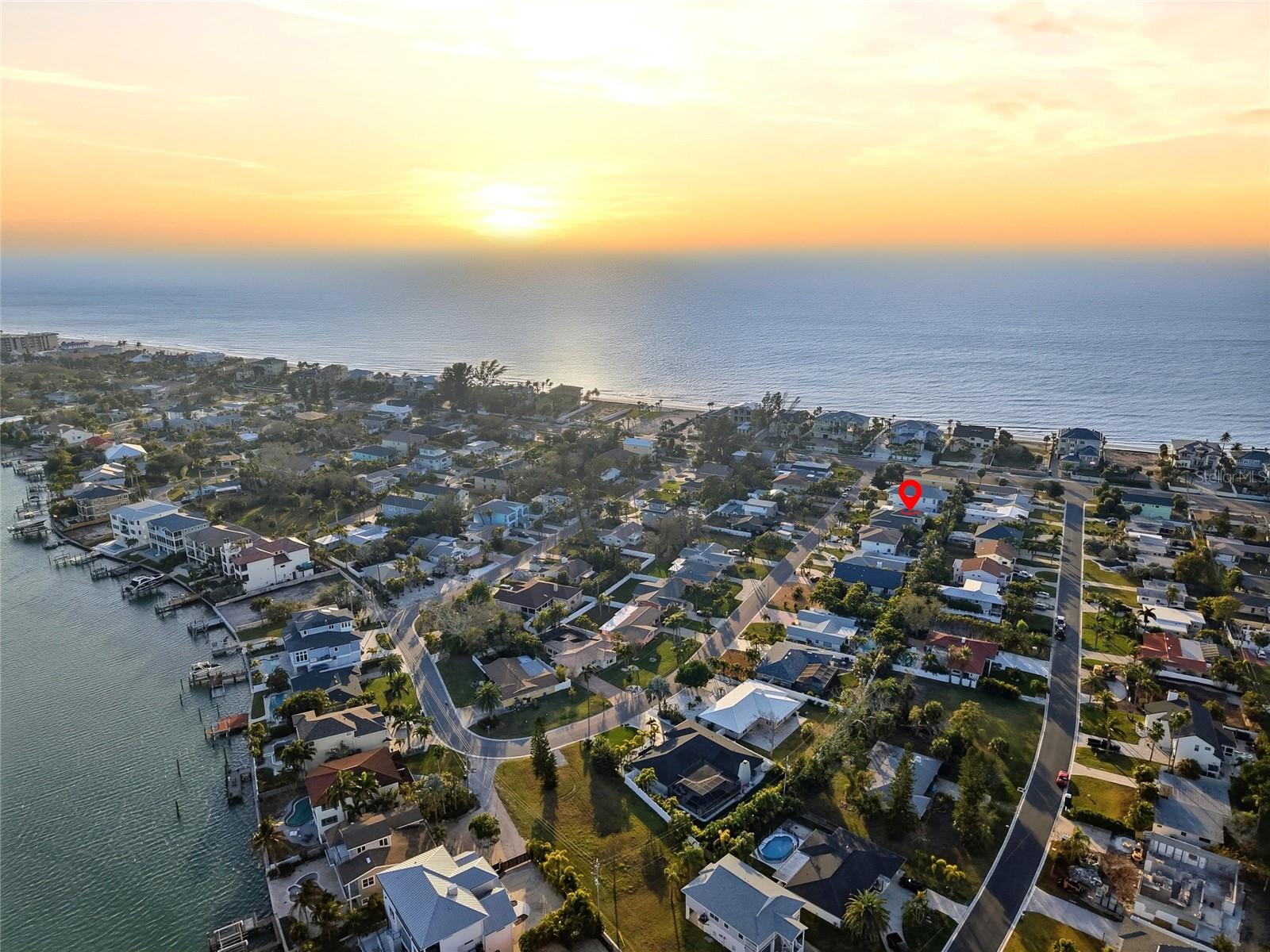 Listing photo id 34 for 103 8th Street