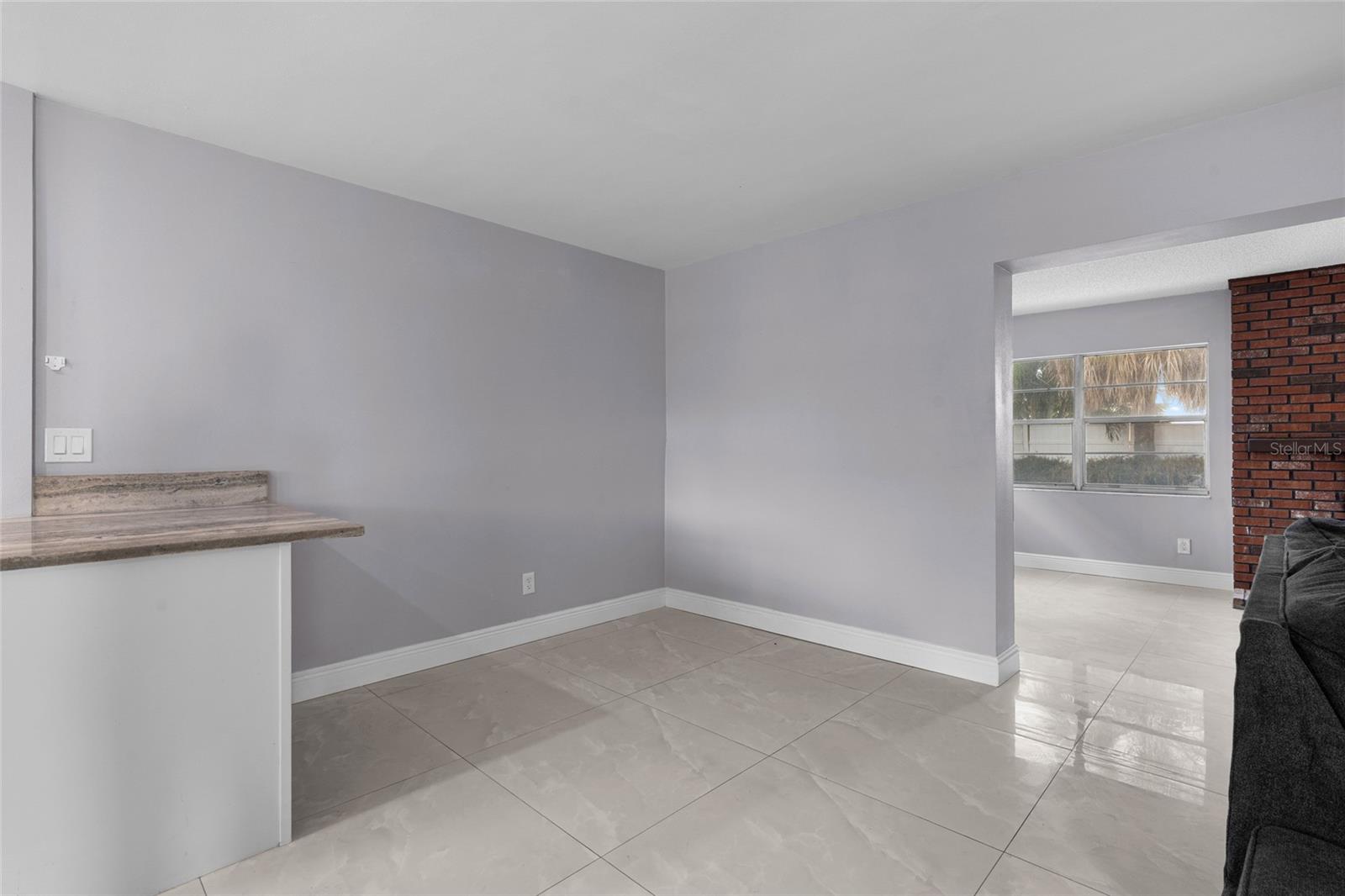 Listing photo id 7 for 103 8th Street